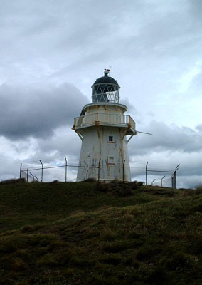 lighthouse_catlins_new_zealand
